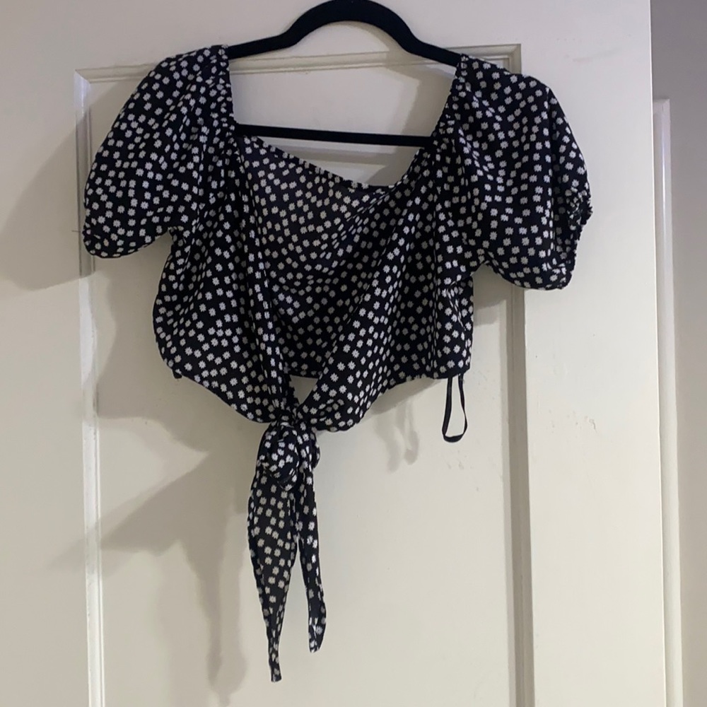 Tie Front Floral Crop